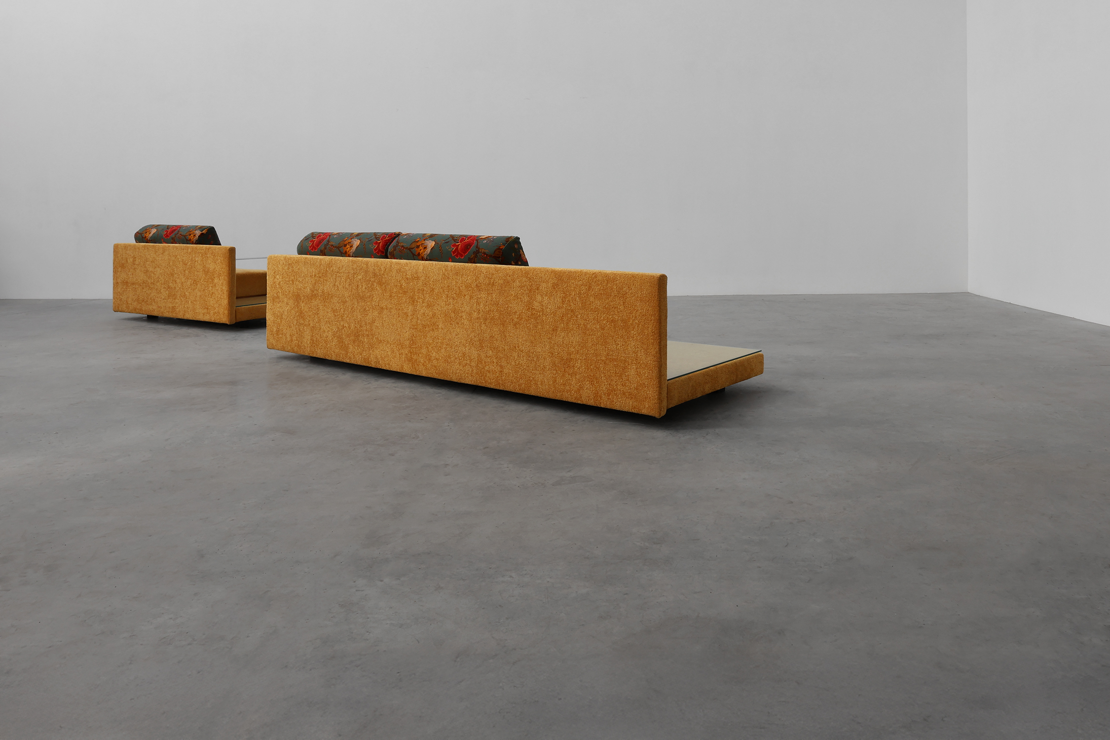 Mid-Century Modern Italian Living Room Set, 1960s, Set of 2thumbnail